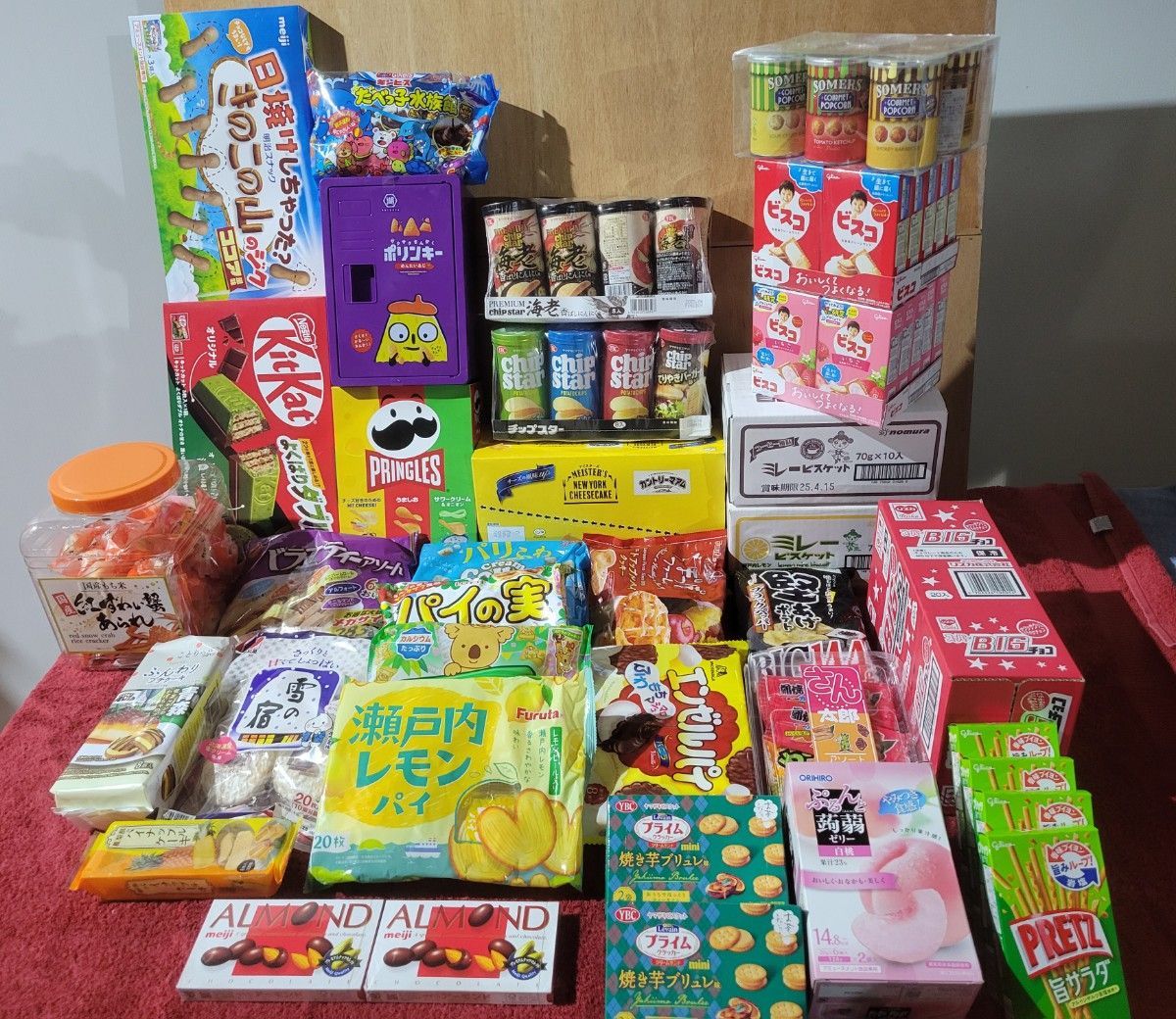 ①早い者勝ち! 大量お菓子 食品 アミューズメント景品 格安! 詰め合わせ スナック菓子