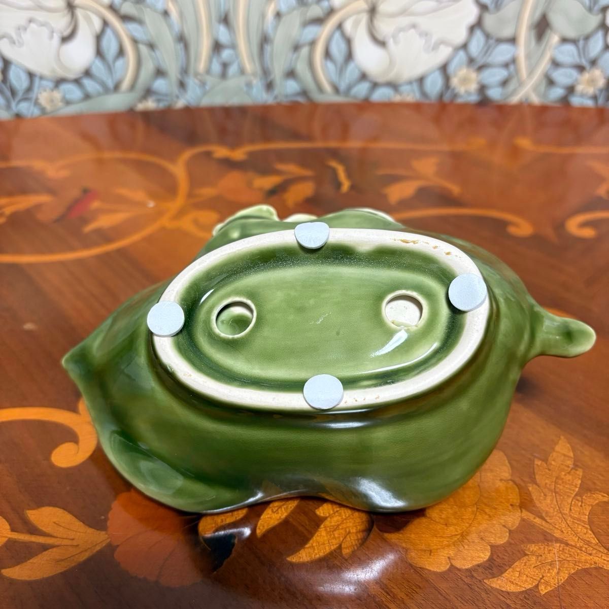 うさぎと葉っぱのお皿 陶器 作家 ボウル 中鉢 アクセサリー うさぎと葉っぱのお皿 陶器 作家 ボウル 中鉢 アクセサリー