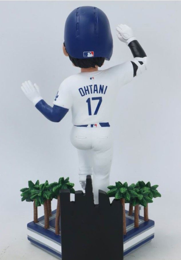 【送料無料】 000個限定 5 MLB公認 ボブルヘッド 大谷翔平 ドジャース スポーツ選手