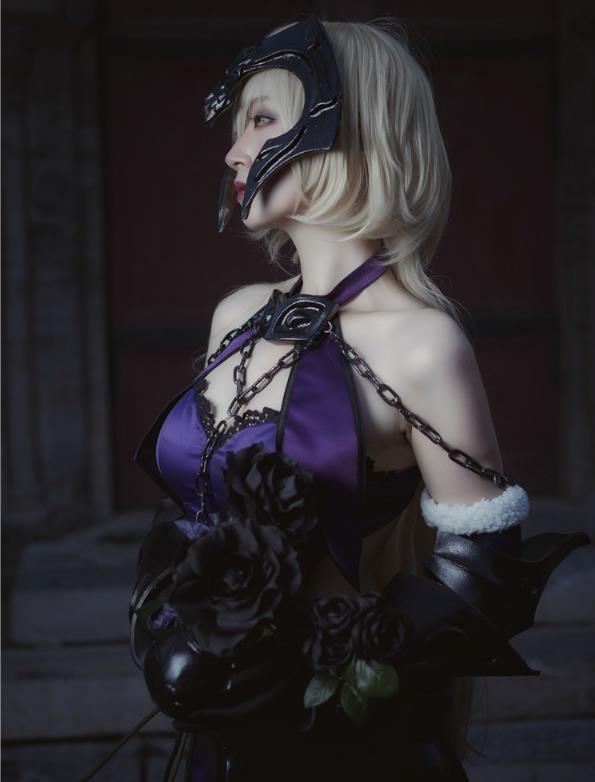 実物撮影【即納】コスプレ鎧 +髪飾り+足パーツ Fate/Grand 実物撮影【即納】コスプレ鎧 +髪飾り+足パーツ Fate/Grand