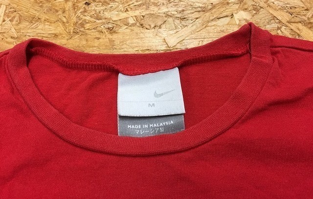 NIKE ナイキ Mサイズ レディース Tシャツ ロゴプリント 丸首 ラウンドネック 半袖 ショートスリーブ カットソー 綿100% レッド 赤_画像3