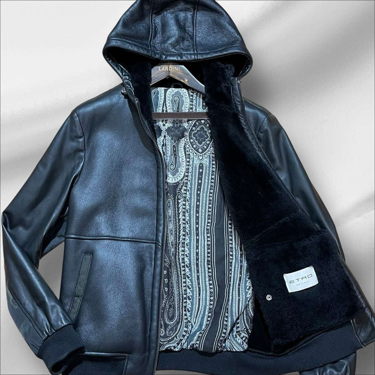 定価50万!!!極美品現行モデル!!!【ETRO エトロ】最高級ムートン 定価50万!!!極美品現行モデル!!!【ETRO エトロ】最高級ムートン