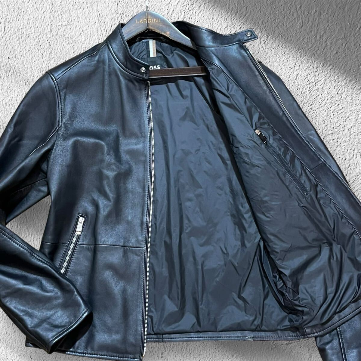 王道モデル!!!即完XLサイズ!!!【HUGO BOSS ヒューゴボス】漢の 王道モデル!!!即完XLサイズ!!!【HUGO BOSS ヒューゴボス】漢の