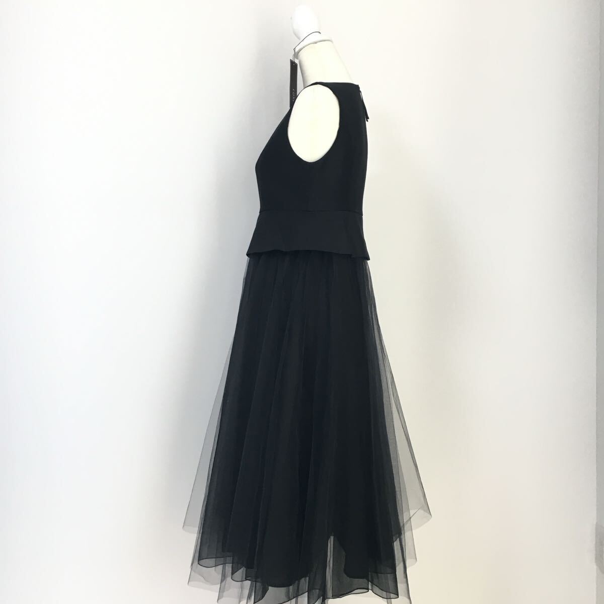 新作美品 定価25万円 FOXEY フォクシー チュール ドレス 新作美品 定価25万円 FOXEY フォクシー チュール ドレス