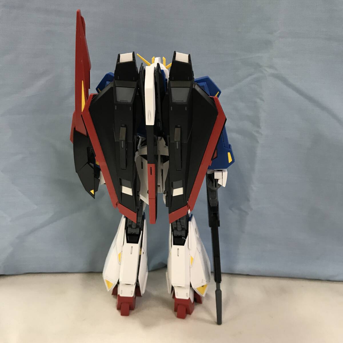 oh208 送料無料!MG 1/100 ゼータガンダム Ver.Ka 組立済み 完成 oh208 送料無料!MG 1/100 ゼータガンダム Ver.Ka 組立済み 完成