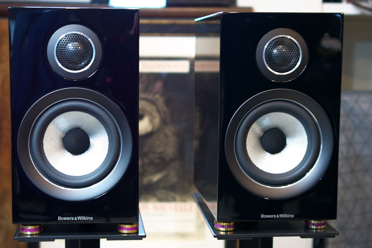 良品】Bowers & Wilkins (B&W) 707s2 2ウェイブックシェル型 良品】Bowers & Wilkins (B&W) 707s2 2ウェイブックシェル型