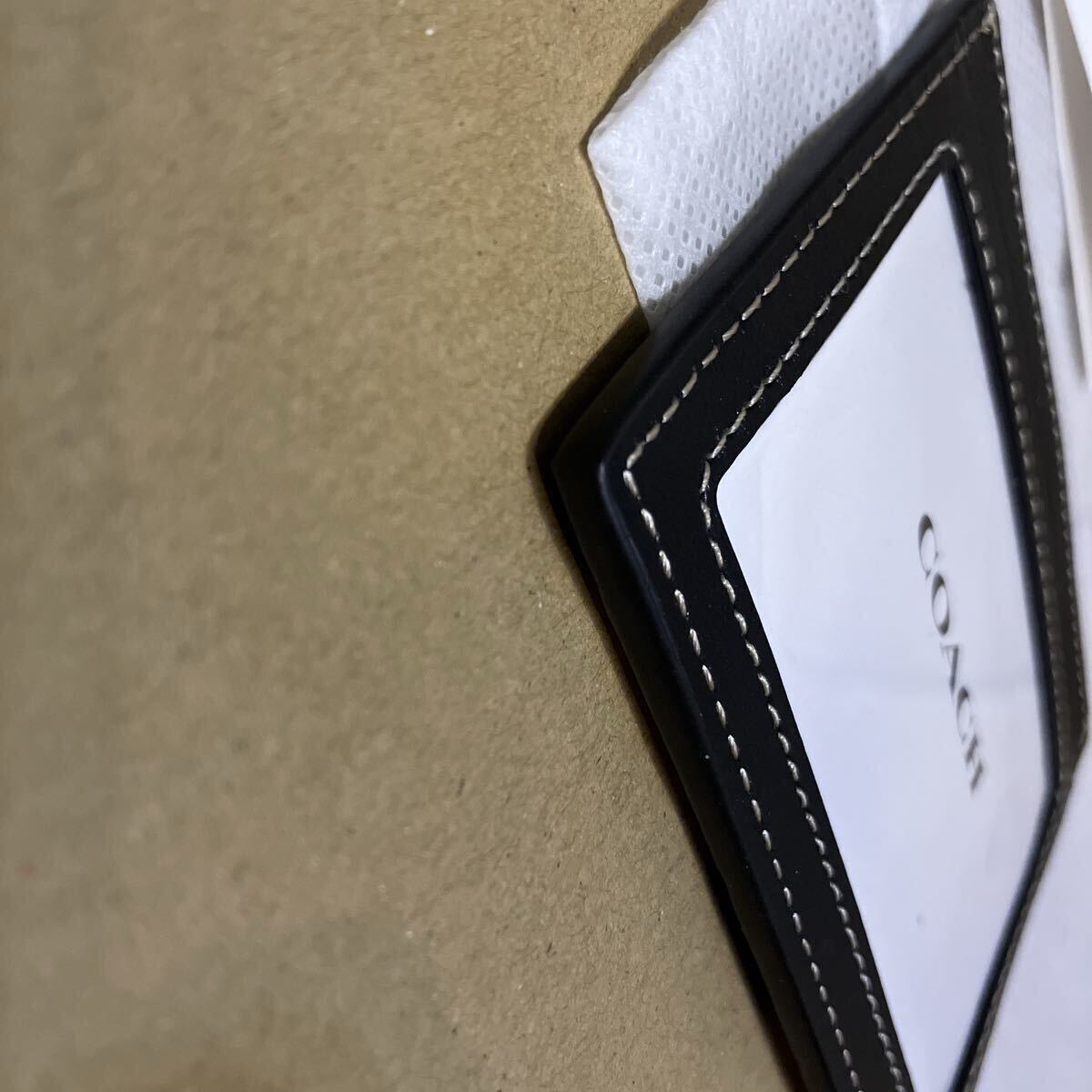 送料込 新品 COACH X ディズニー100周年コラボ 定期入 ミッキー