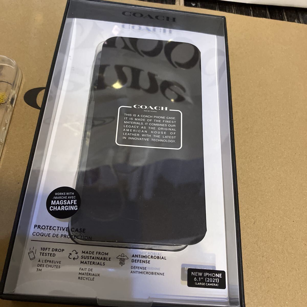 送料込 新品 COACH クリアケースB iPhone13PRO対応 ウィズポップ 送料込 新品 COACH クリアケースB iPhone13PRO対応 ウィズポップ
