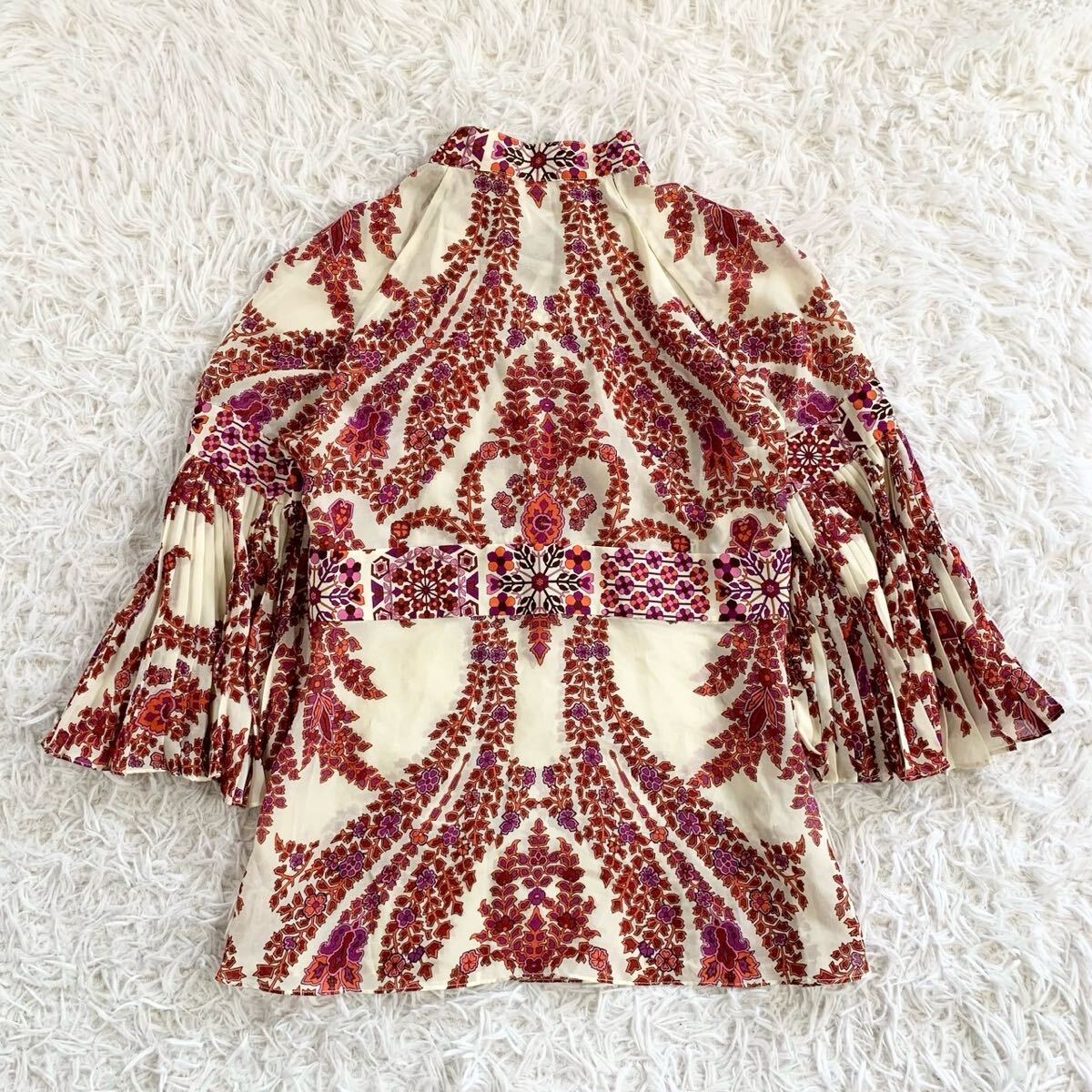 GUCCI 花柄 ブラウス フローラル フリル トップス シャツ 長袖 GUCCI 花柄 ブラウス フローラル フリル トップス シャツ 長袖