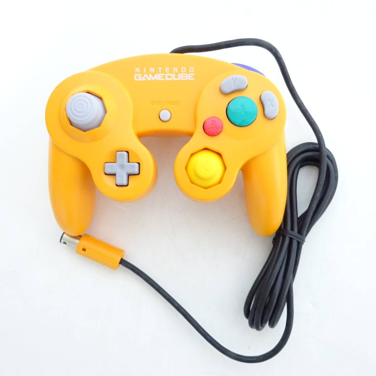 NINTENDO GAME CUBE ゲームボーイプレーヤー シルバー NINTENDO GAME CUBE ゲームボーイプレーヤー シルバー