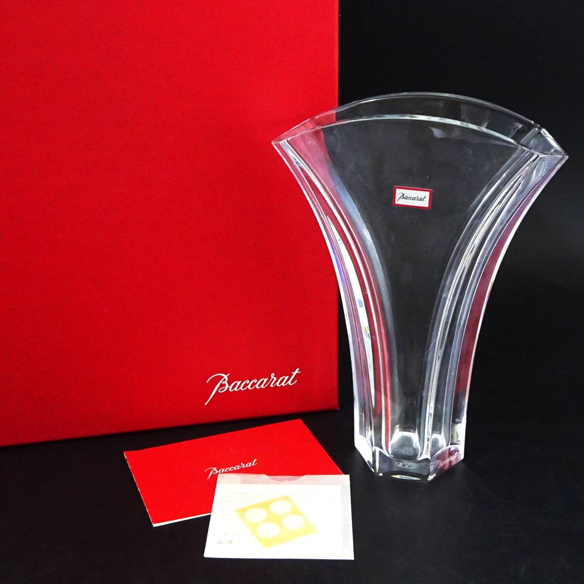 Baccarat ギンコ 高さ約17cm フラワーベース 花瓶 花びん 箱付 Baccarat ギンコ 高さ約17cm フラワーベース 花瓶 花びん 箱付