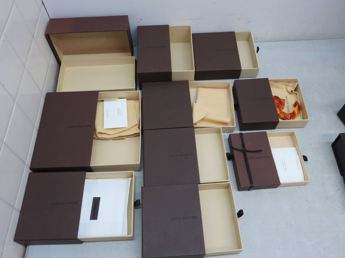 空箱まとめて ☆ LV GUCCI HERMES CHANEL PRADA LOUIS VUITTON 空箱まとめて ☆ LV GUCCI HERMES CHANEL PRADA LOUIS VUITTON