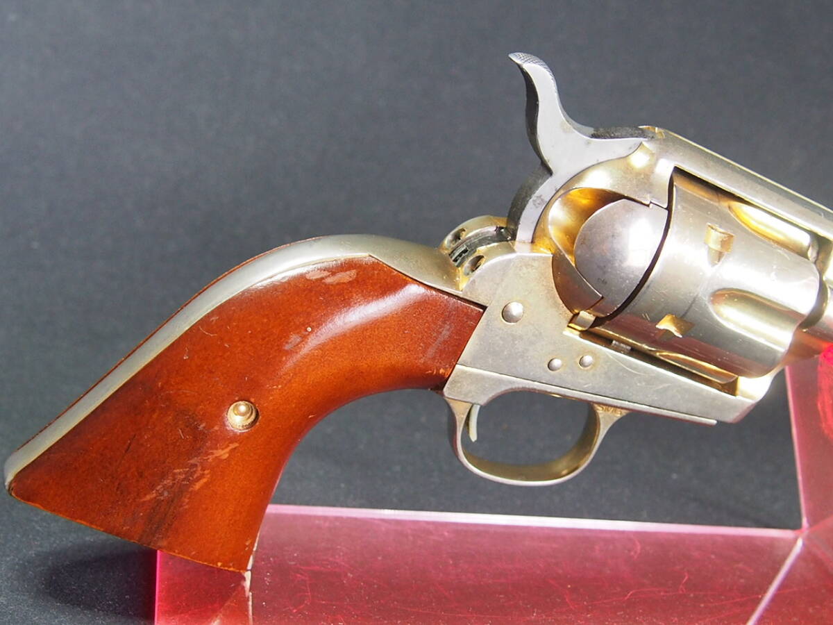 コクサイ コルト SAA 45 SMG 金属モデルガン 木製グリップ 76843 コクサイ コルト SAA 45 SMG 金属モデルガン 木製グリップ 76843