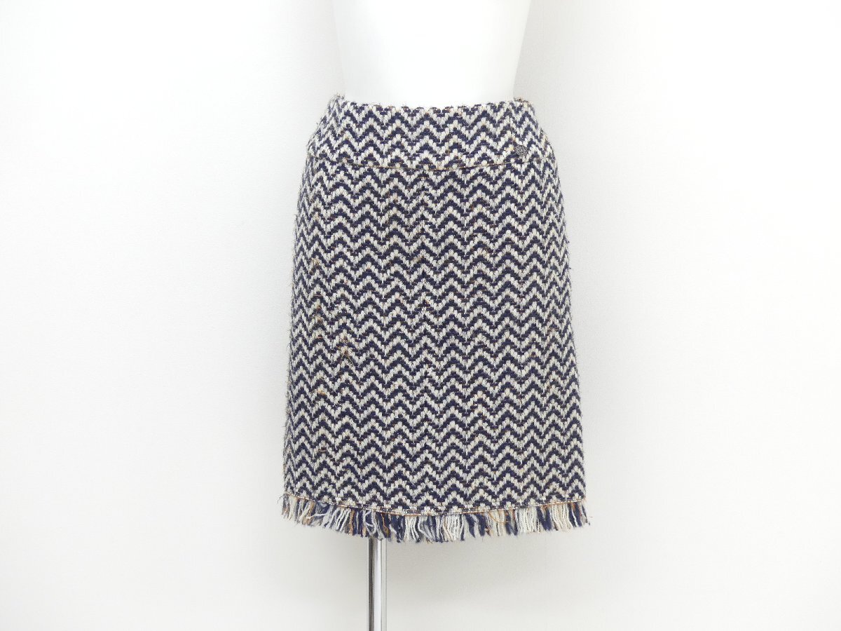 Sランク CHANEL ツイードスカート 34 ネイビー/エクリュ/ブラウン/グレー ココマークプレート P62387 國(guó)內(nèi)購(gòu)入 '19年商品