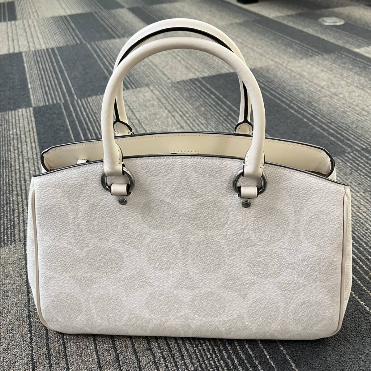 TK0405?】未使用 コーチ COACH 2way バッグ シグネチャー TK0405?】未使用 コーチ COACH 2way バッグ シグネチャー