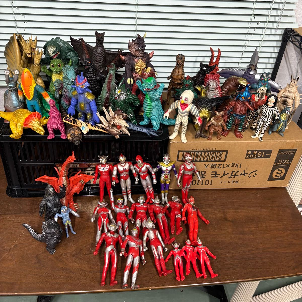 瀧511 ウルトラマン ウルトラ怪獣 フィギュア ソフビ 怪獣 昭和 瀧511 ウルトラマン ウルトラ怪獣 フィギュア ソフビ 怪獣 昭和