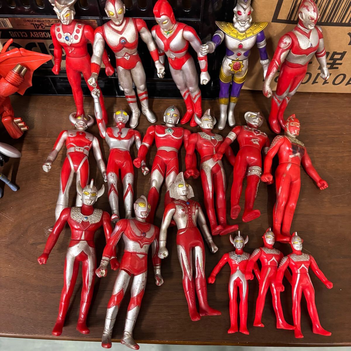 瀧511 ウルトラマン ウルトラ怪獣 フィギュア ソフビ 怪獣 昭和 瀧511 ウルトラマン ウルトラ怪獣 フィギュア ソフビ 怪獣 昭和
