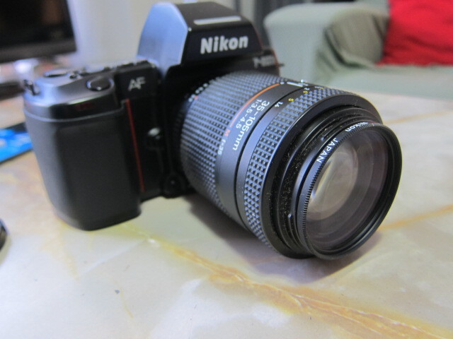 NikonF801S オートフォーカス機能を備えたNikon F-801S一眼レフ