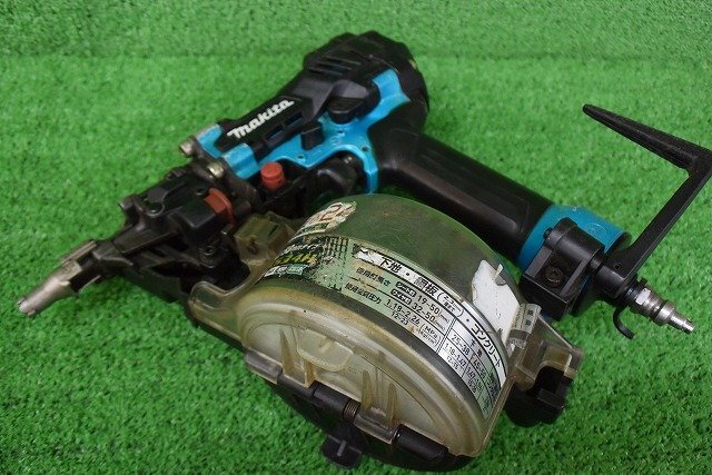 ☆jマキタ 高圧 50mmタイプ エア釘打ち機 AN534H 赤 ケース ☆jマキタ 高圧 50mmタイプ エア釘打ち機 AN534H 赤 ケース