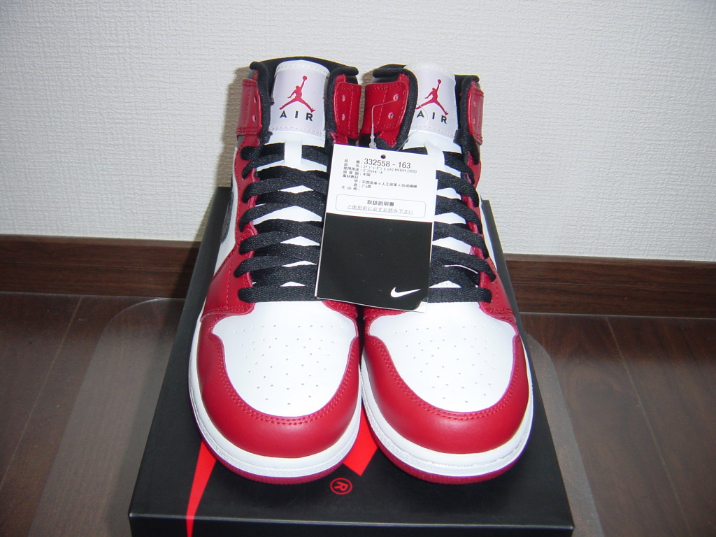 エアジョーダン1レトロGS(シカゴ)25cm(US7Y)未使用・箱有NIKE エアジョーダン1レトロGS(シカゴ)25cm(US7Y)未使用・箱有NIKE