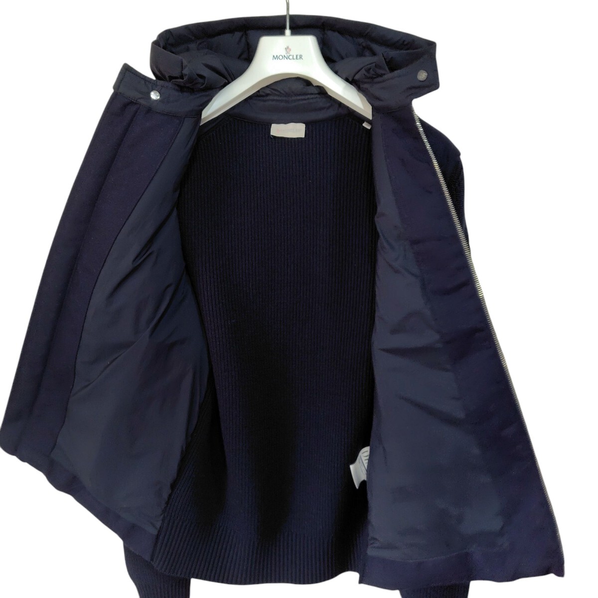 MONCLER モンクレール Cardigan Tricot ダウン ニット MONCLER モンクレール Cardigan Tricot ダウン ニット
