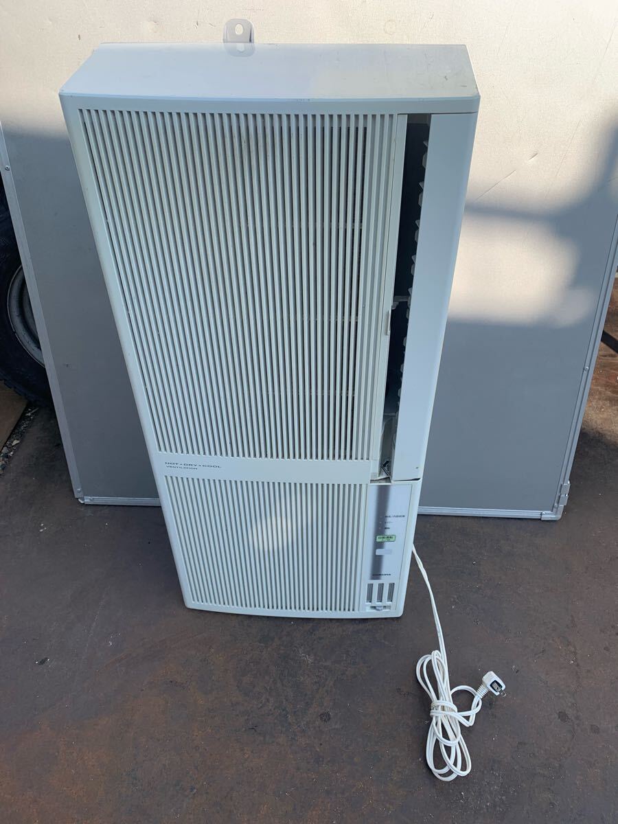 中古 コロナCORONA　窓用ルームエアコン　冷暖兼用　CWH-A1814 2014年式　取付枠有 リモコンありません