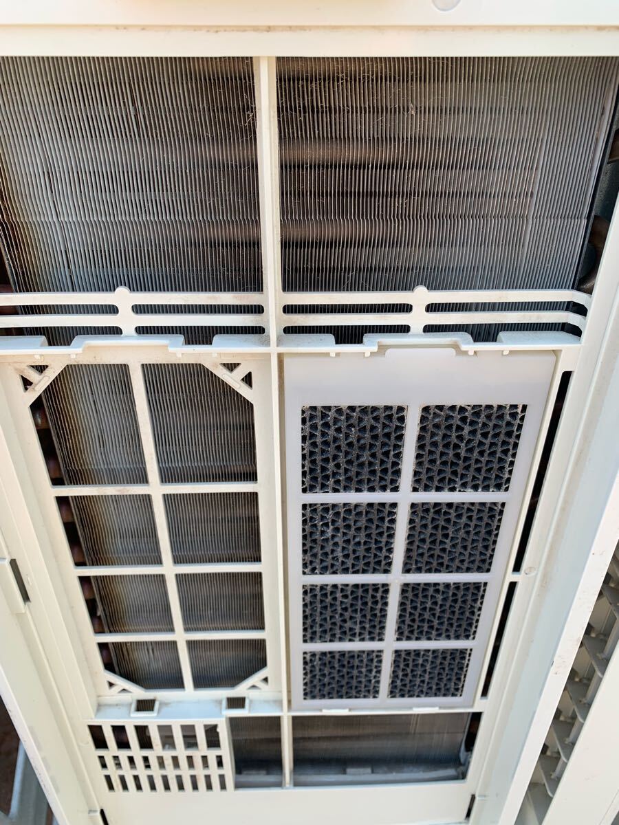 コロナ2017年制 窓用エアコン ウインドエアコン 冷房専用　【CW-F1617】リモコン付