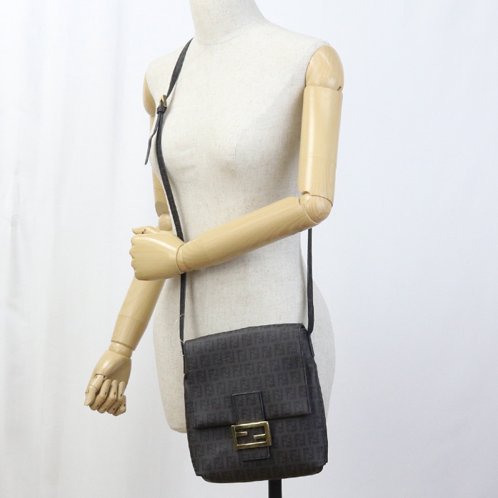 中古良品 FENDI フェンディ ショルダーバッグ 8BT075 ショルダーバッグ ズッキーノ レディース ブラウン