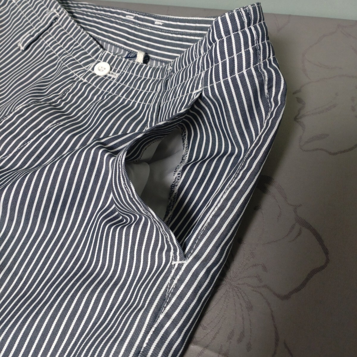 ★★『CAREAN』ストライプ柄スピンドル付《ストレートパンツ》サイズM ☆極美品☆ ★★