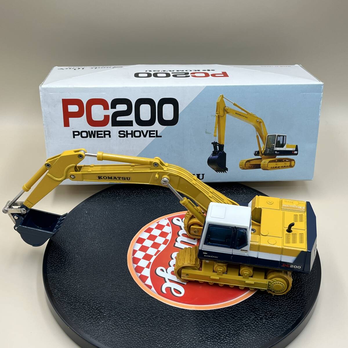 1/43 コマツ PC200 Power Shovel Komatsu Goods Wave Tokyo 1/43 コマツ PC200 Power Shovel Komatsu Goods Wave Tokyo