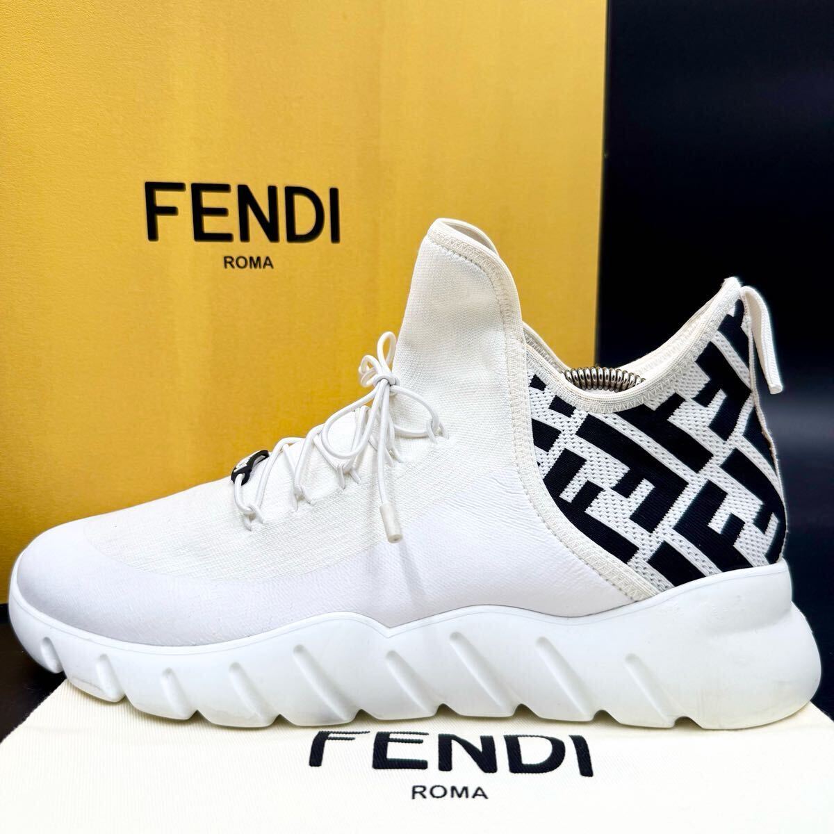 1円 【美品】 FENDI フェンディ 【王者の貫禄】 ニット 1円 【美品】 FENDI フェンディ 【王者の貫禄】 ニット