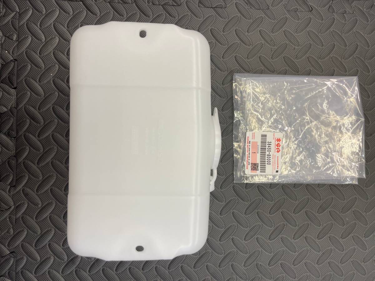 【新品未使用】ジムニー　SJ30/JA71/JA11　スズキ純正ウォッシャータンク　