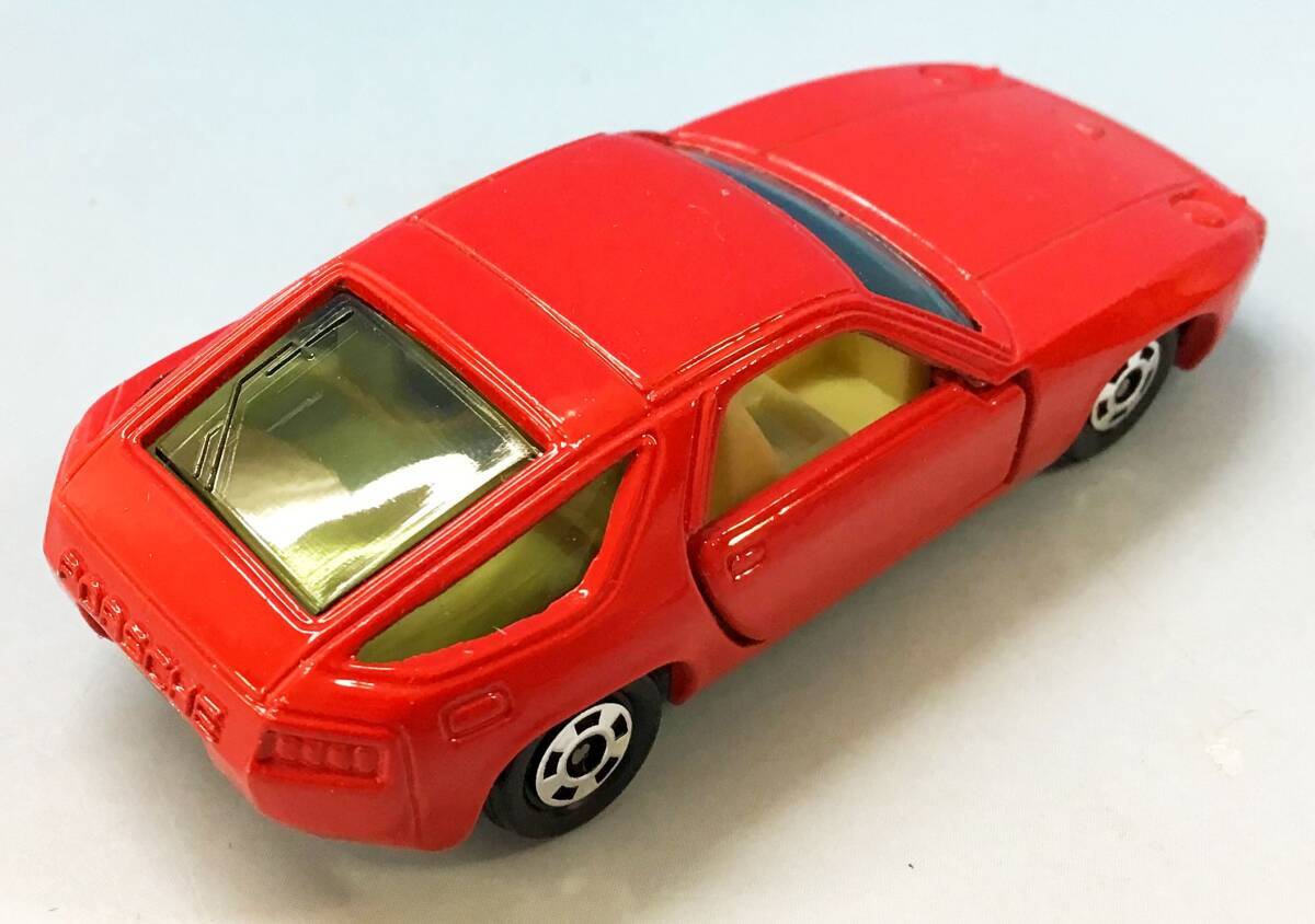 トミカ 外国車シリーズ F53 ポルシェ928 赤 青箱 日本製 1/63 トミカ 外国車シリーズ F53 ポルシェ928 赤 青箱 日本製 1/63