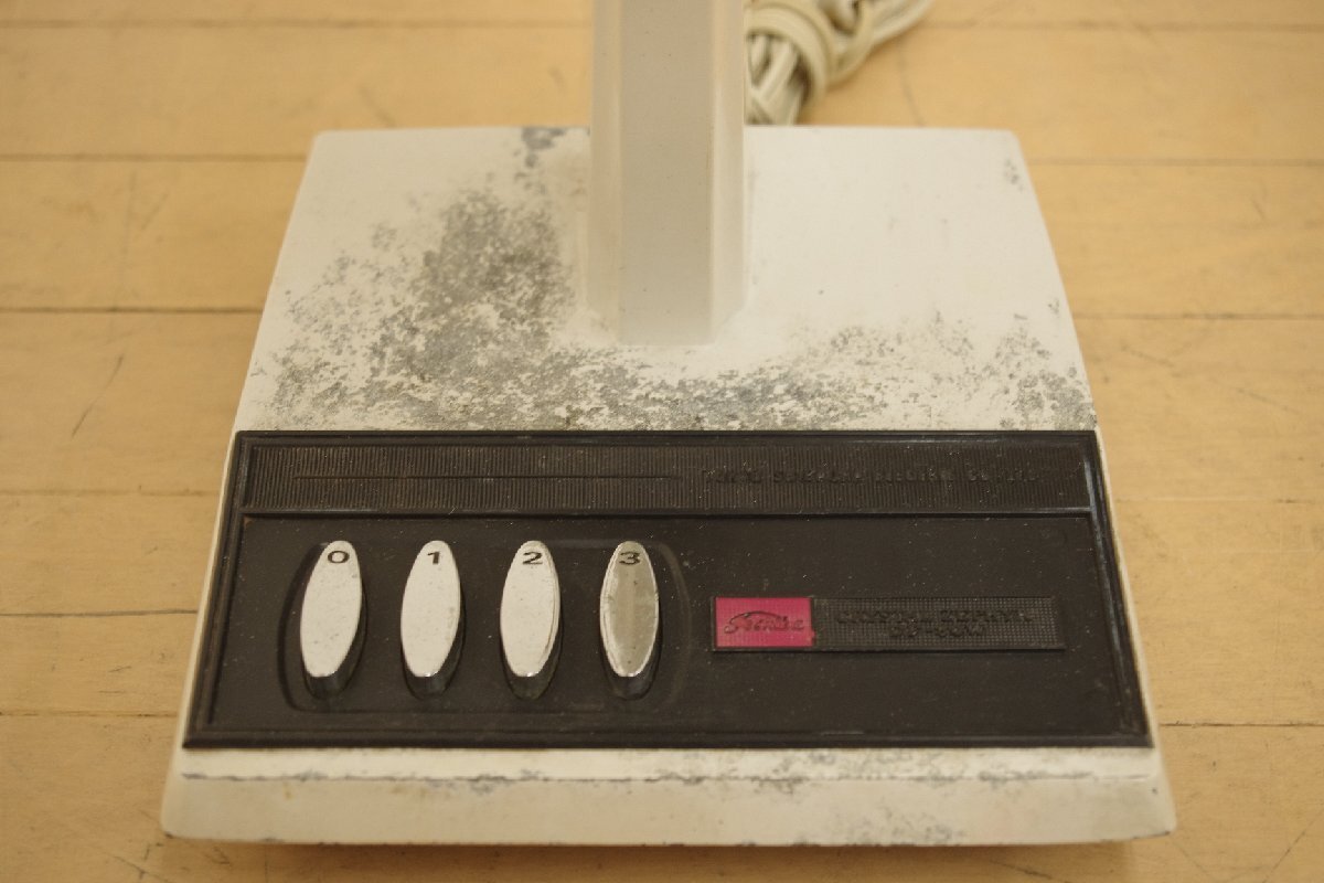  Toshiba TOSHIBA retro вентилятор настольный DF-30W рабочее состояние подтверждено ( поток воздуха переключатель / шея ./ шея регулировка угла ) Showa Retro 4 крыльев 30cm диаметр 1960 годы синий подлинная вещь Showa бытовая техника 