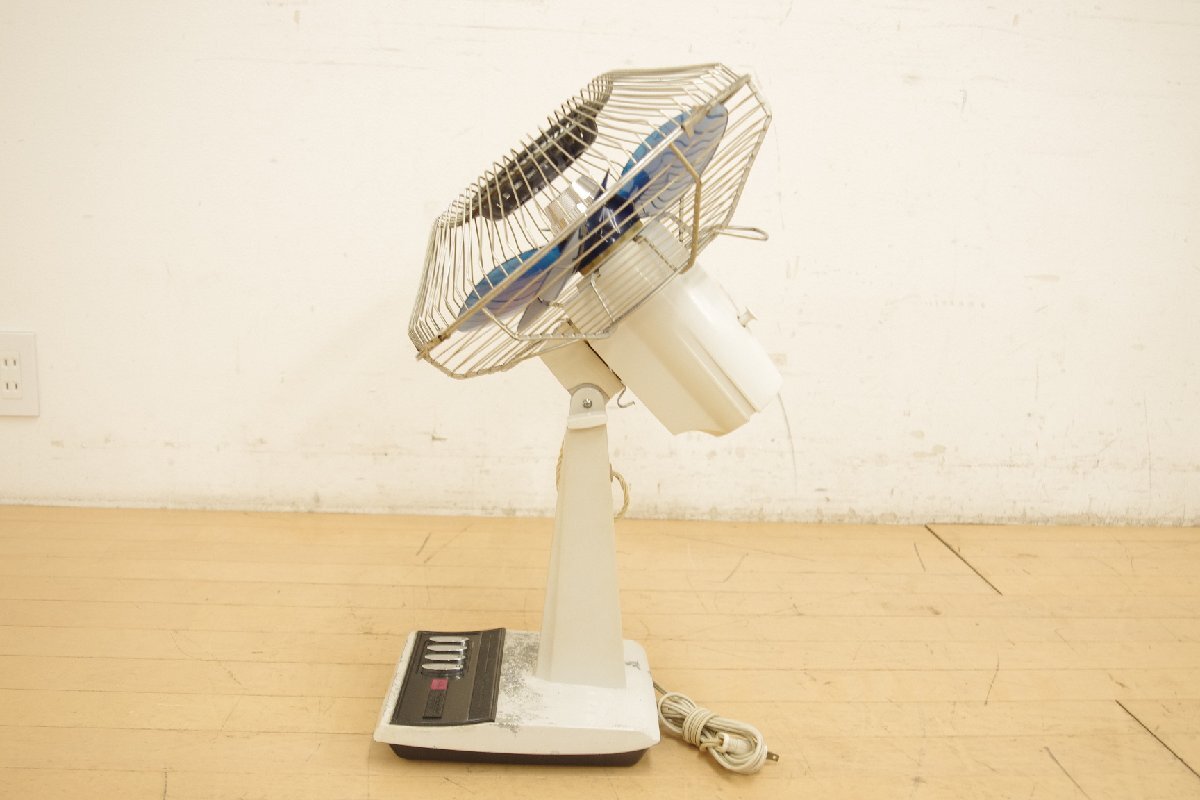  Toshiba TOSHIBA retro вентилятор настольный DF-30W рабочее состояние подтверждено ( поток воздуха переключатель / шея ./ шея регулировка угла ) Showa Retro 4 крыльев 30cm диаметр 1960 годы синий подлинная вещь Showa бытовая техника 