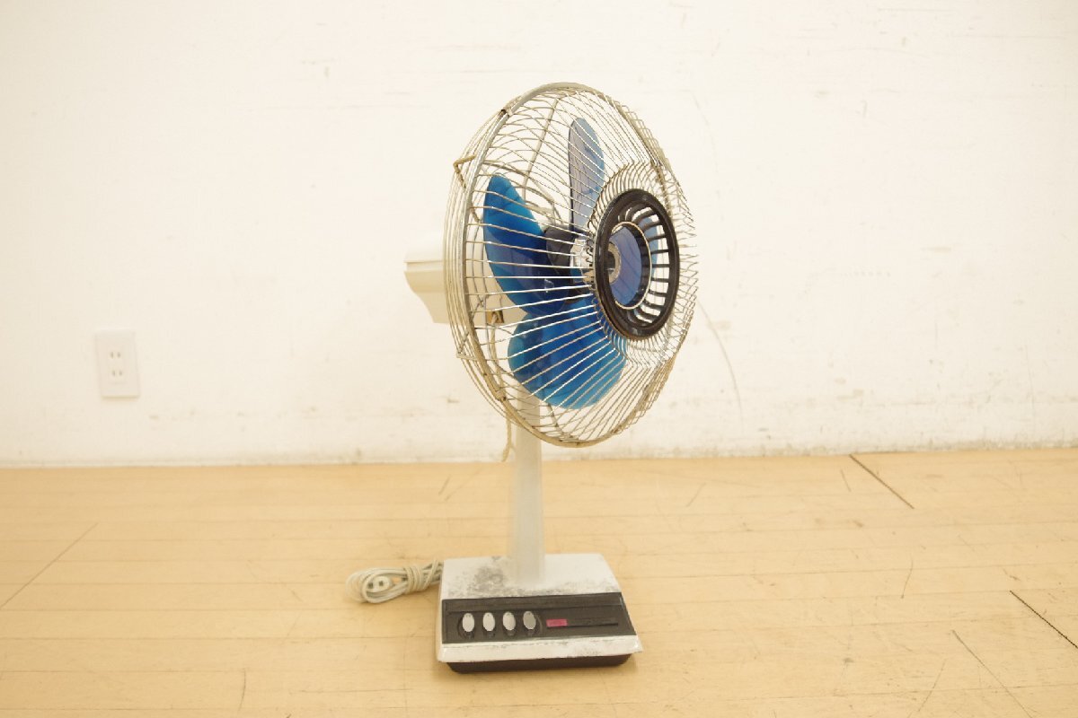  Toshiba TOSHIBA retro вентилятор настольный DF-30W рабочее состояние подтверждено ( поток воздуха переключатель / шея ./ шея регулировка угла ) Showa Retro 4 крыльев 30cm диаметр 1960 годы синий подлинная вещь Showa бытовая техника 