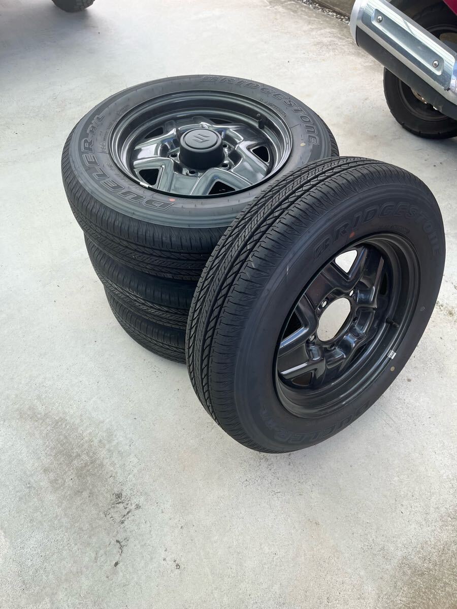 新車外し】ジムニー64 純正タイヤホイール4本セット 175/80R16 新車外し】ジムニー64 純正タイヤホイール4本セット 175/80R16