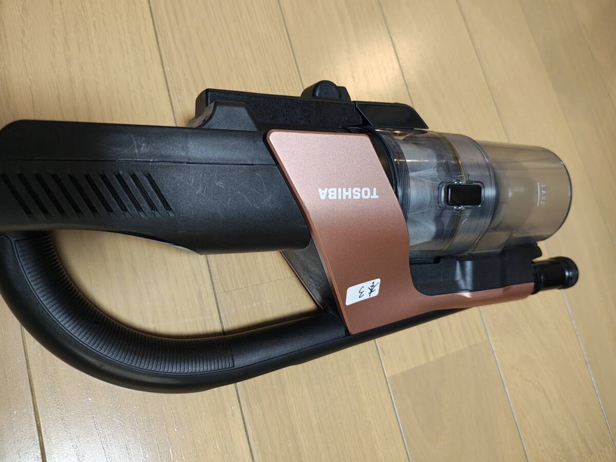 東芝 コードレス掃除機 VC-CLX40BK(N) 2021年製 バッテリーは 東芝 コードレス掃除機 VC-CLX40BK(N) 2021年製 バッテリーは