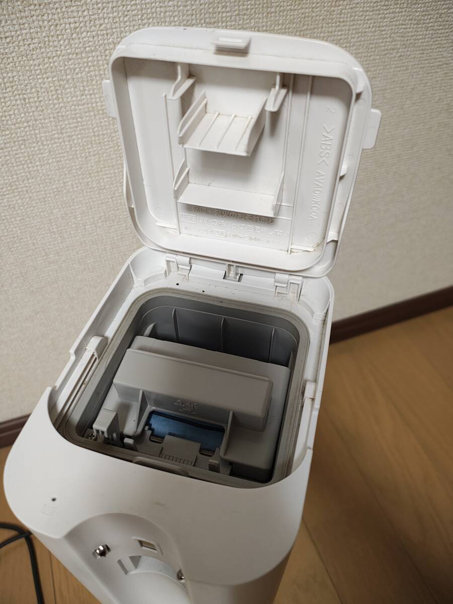 パナソニック 掃除機 MC-NS10K 2022年製 バッテリーの状態良好 5 パナソニック 掃除機 MC-NS10K 2022年製 バッテリーの状態良好 5