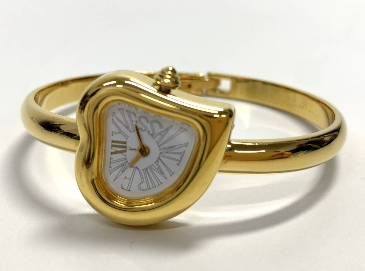 Yahoo!オークション - イヴサンローラン YSL 腕時計動作未確認 Yahoo!オークション - イヴサンローラン YSL 腕時計動作未確認