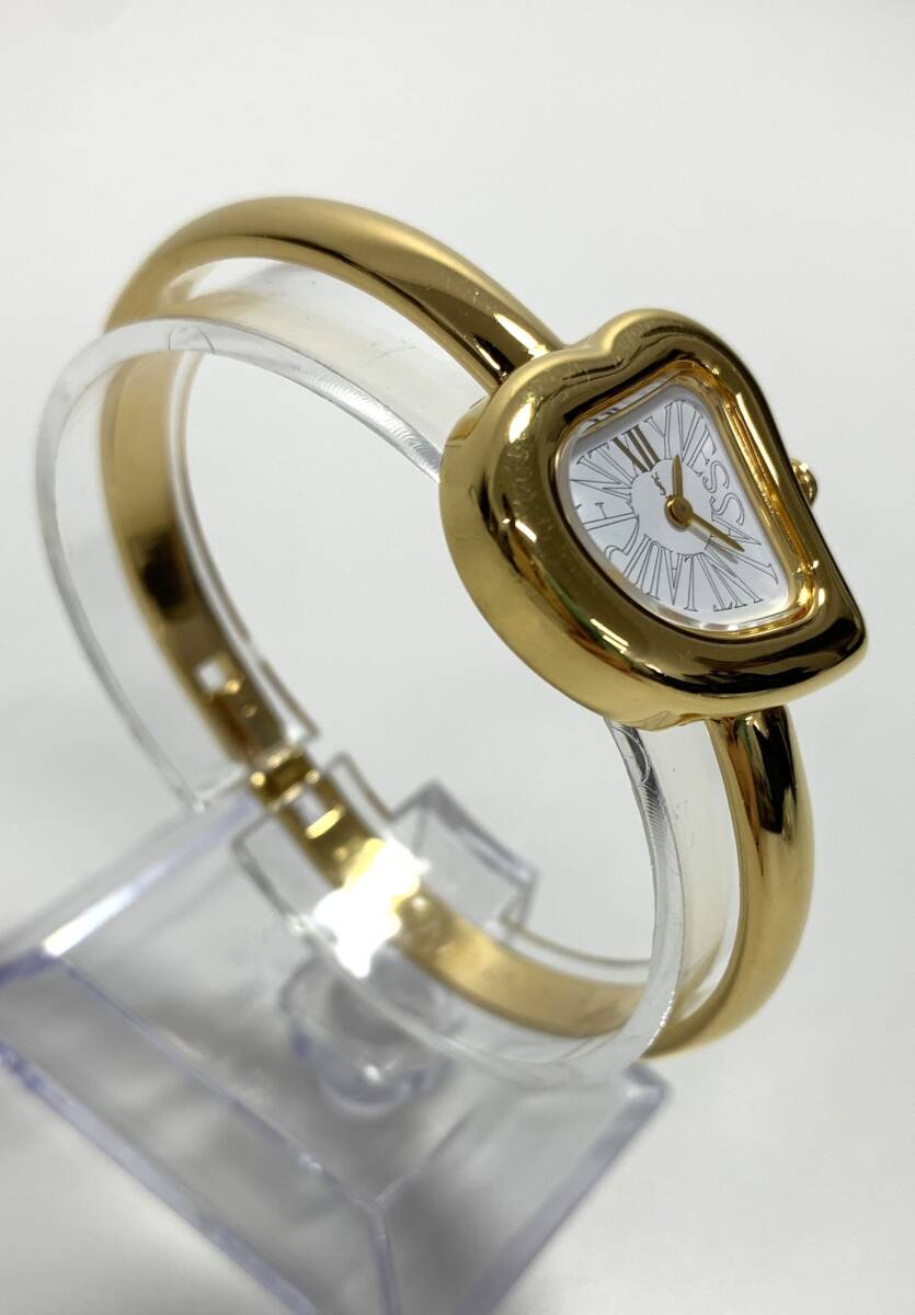 Yahoo!オークション - イヴサンローラン YSL 腕時計動作未確認 Yahoo!オークション - イヴサンローラン YSL 腕時計動作未確認
