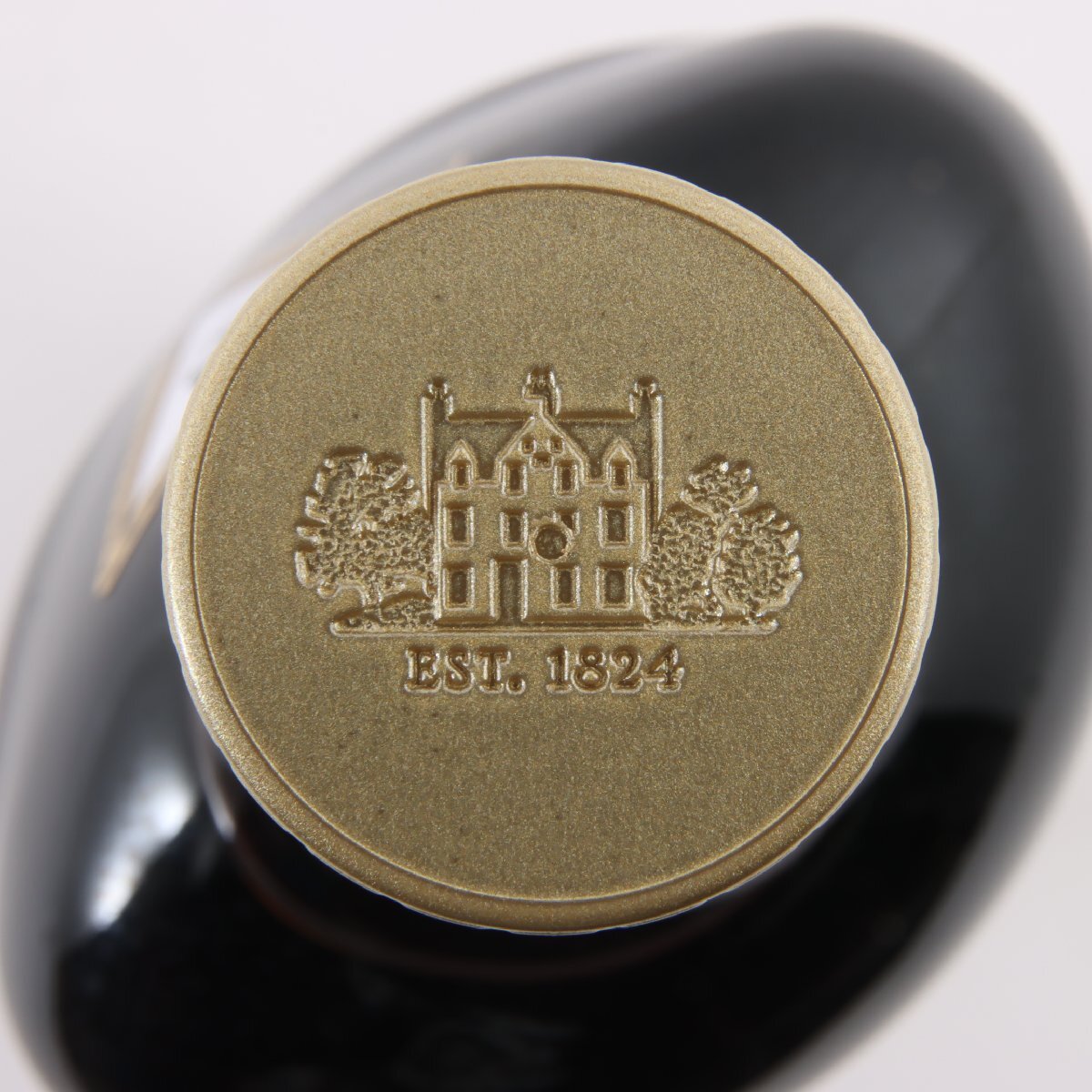 1円~ マッカラン 18年 シェリーオークカスク 2022 700ml 箱付き 1円~ マッカラン 18年 シェリーオークカスク 2022 700ml 箱付き