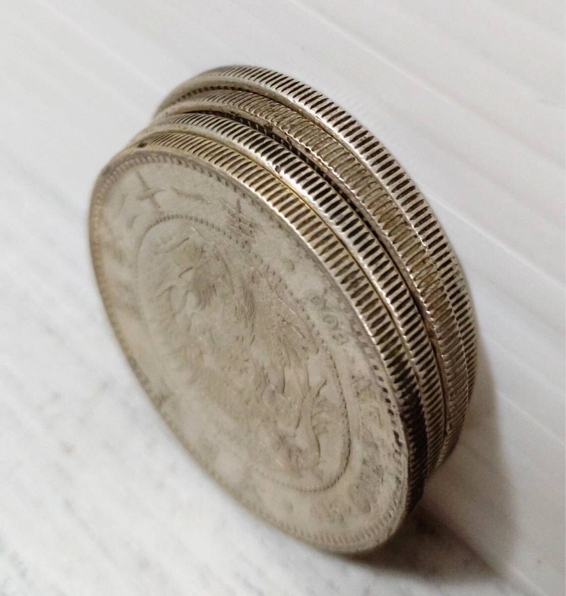 ○ 一圓銀貨 ○ 1円銀貨 丸銀 左打 銀貨 新一円銀貨 明治21年 ○ 一圓銀貨 ○ 1円銀貨 丸銀 左打 銀貨 新一円銀貨 明治21年
