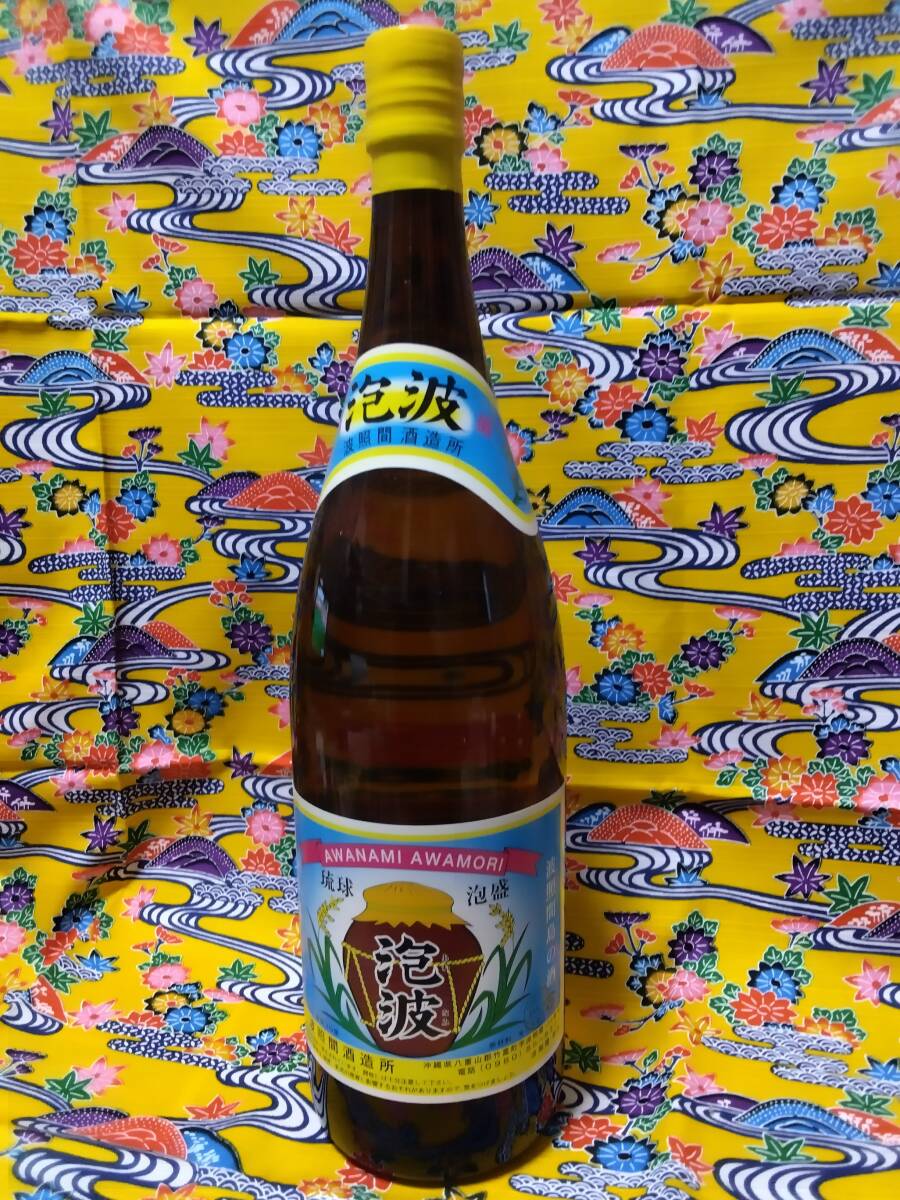 泡盛 泡波 古酒 30度 1800ml 一升瓶 平成20年(2009 泡盛 泡波 古酒 30度 1800ml 一升瓶 平成20年(2009