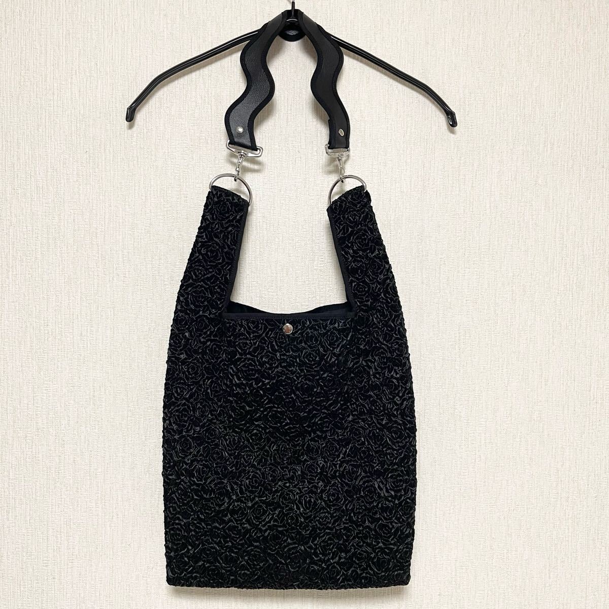 nori enomoto ノリエノモト jeudi soir black shirring トート nori enomoto ノリエノモト jeudi soir black shirring トート