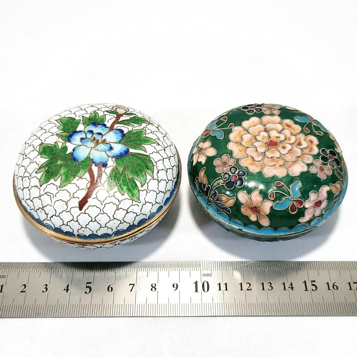 中国古玩 中国土産 古七宝 七宝焼 棗 香合 小物入 小皿 金彩 中国古玩 中国土産 古七宝 七宝焼 棗 香合 小物入 小皿 金彩