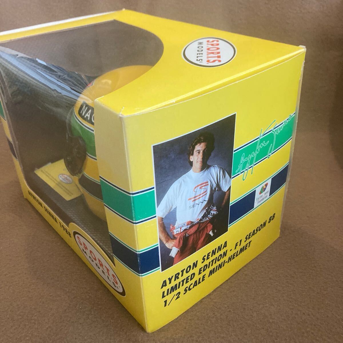 BELL アイルトン セナ 1988 1/2ミニヘルメット AYRTON SENNA BELL アイルトン セナ 1988 1/2ミニヘルメット AYRTON SENNA