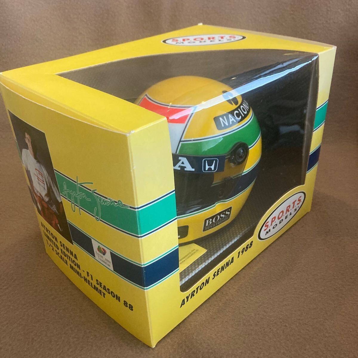 BELL アイルトン セナ 1988 1/2ミニヘルメット AYRTON SENNA BELL アイルトン セナ 1988 1/2ミニヘルメット AYRTON SENNA