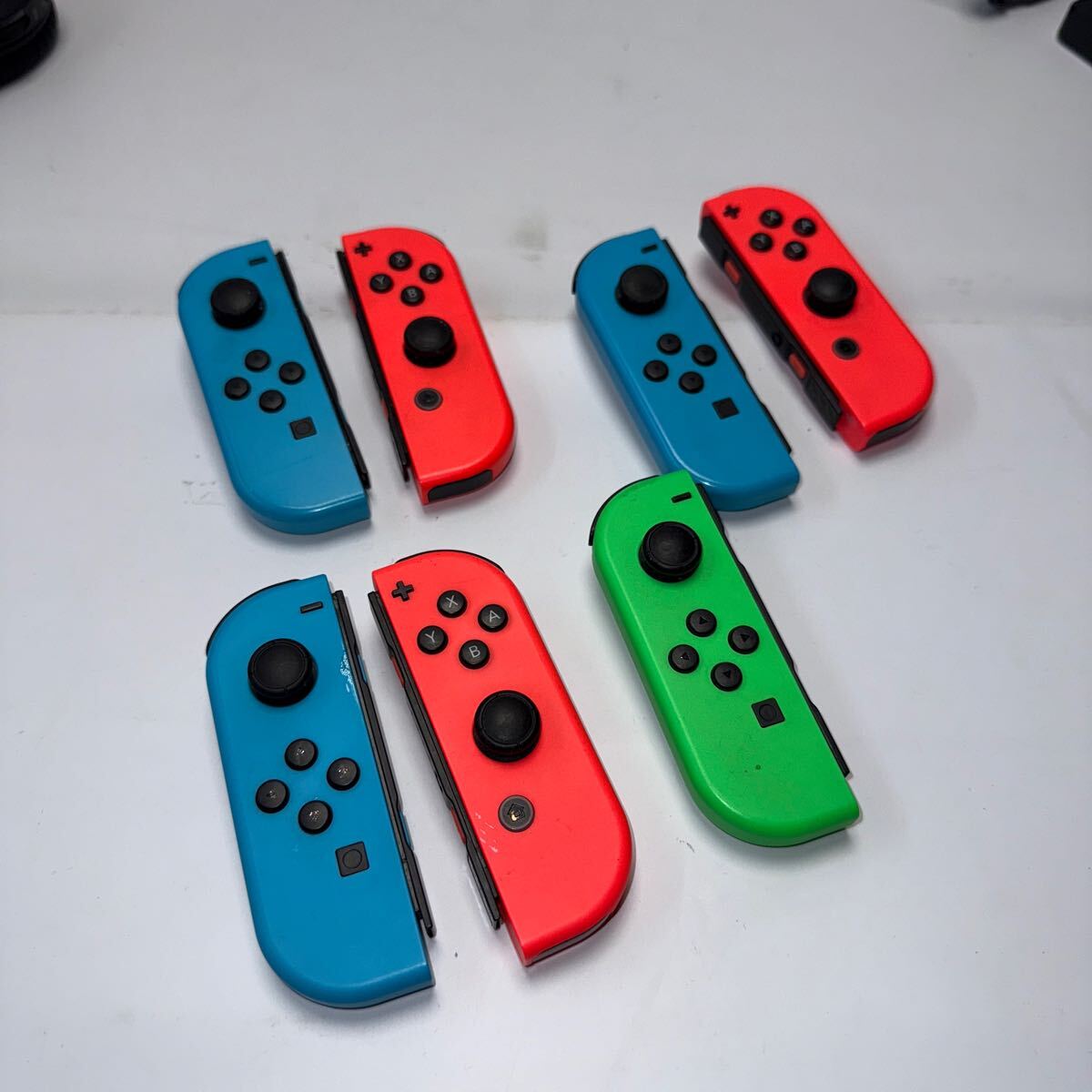 Nintendo Switch ゲーム周辺機器 ヘッドセット Joy-Con 他 中古 Nintendo Switch ゲーム周辺機器 ヘッドセット Joy-Con 他 中古
