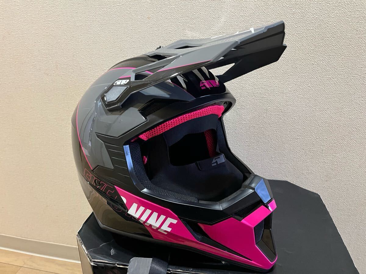509 TACTICAL 2.0 2XL ピンク ヘルメット 1シーズン使用 スノー 509 TACTICAL 2.0 2XL ピンク ヘルメット 1シーズン使用 スノー